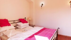Villa for Sale in Santa Ponça Image Gallery